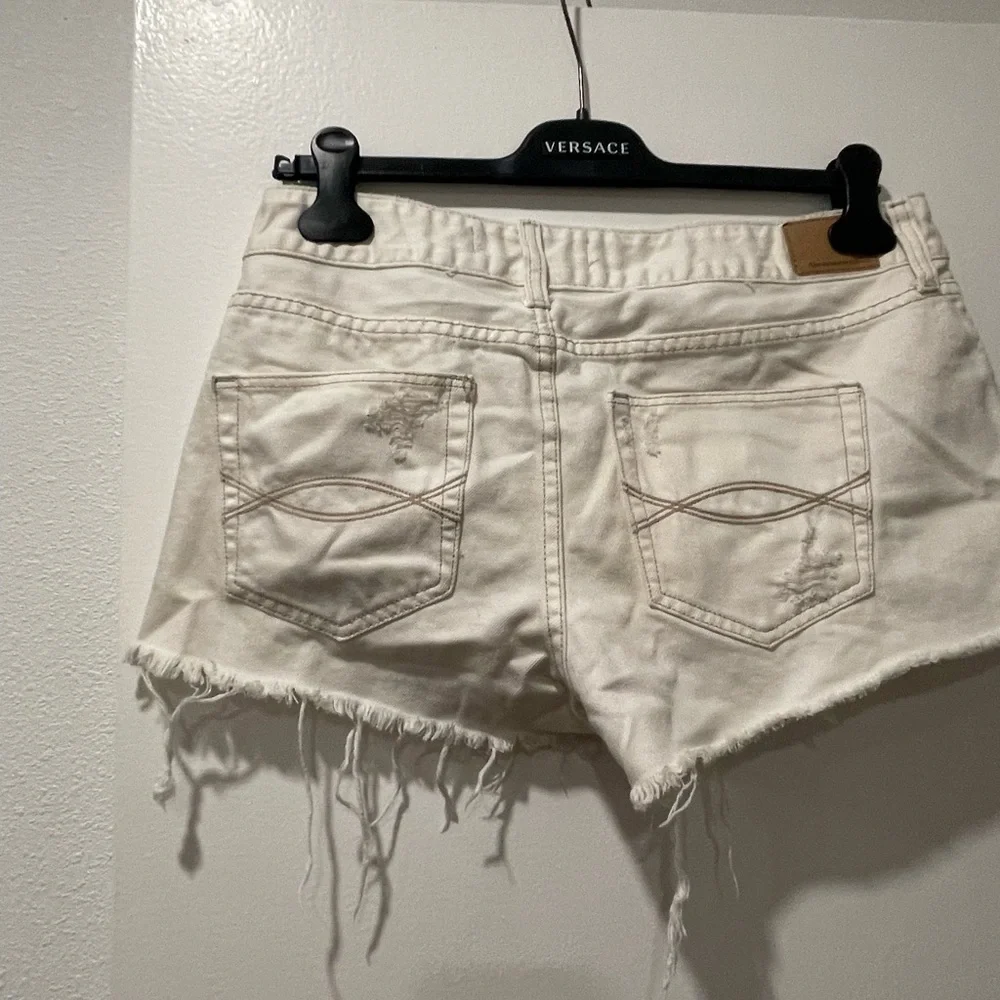 Abercrombie & Fitch Cream Jean Shorts‎